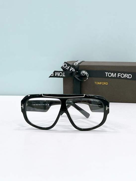 Picture of Tom Ford Sunglasses _SKUfw77096874fw